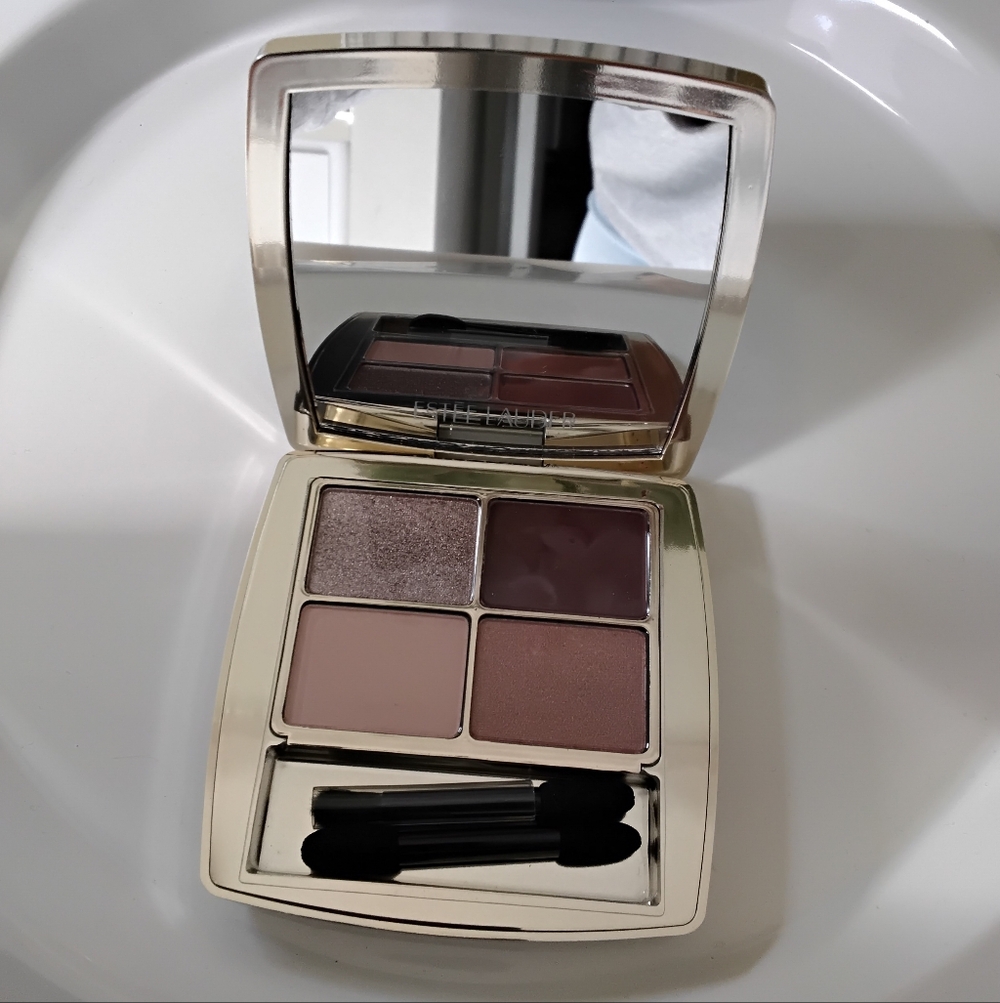 Estee Lauder Lux Quad EyeShadow.  NWT